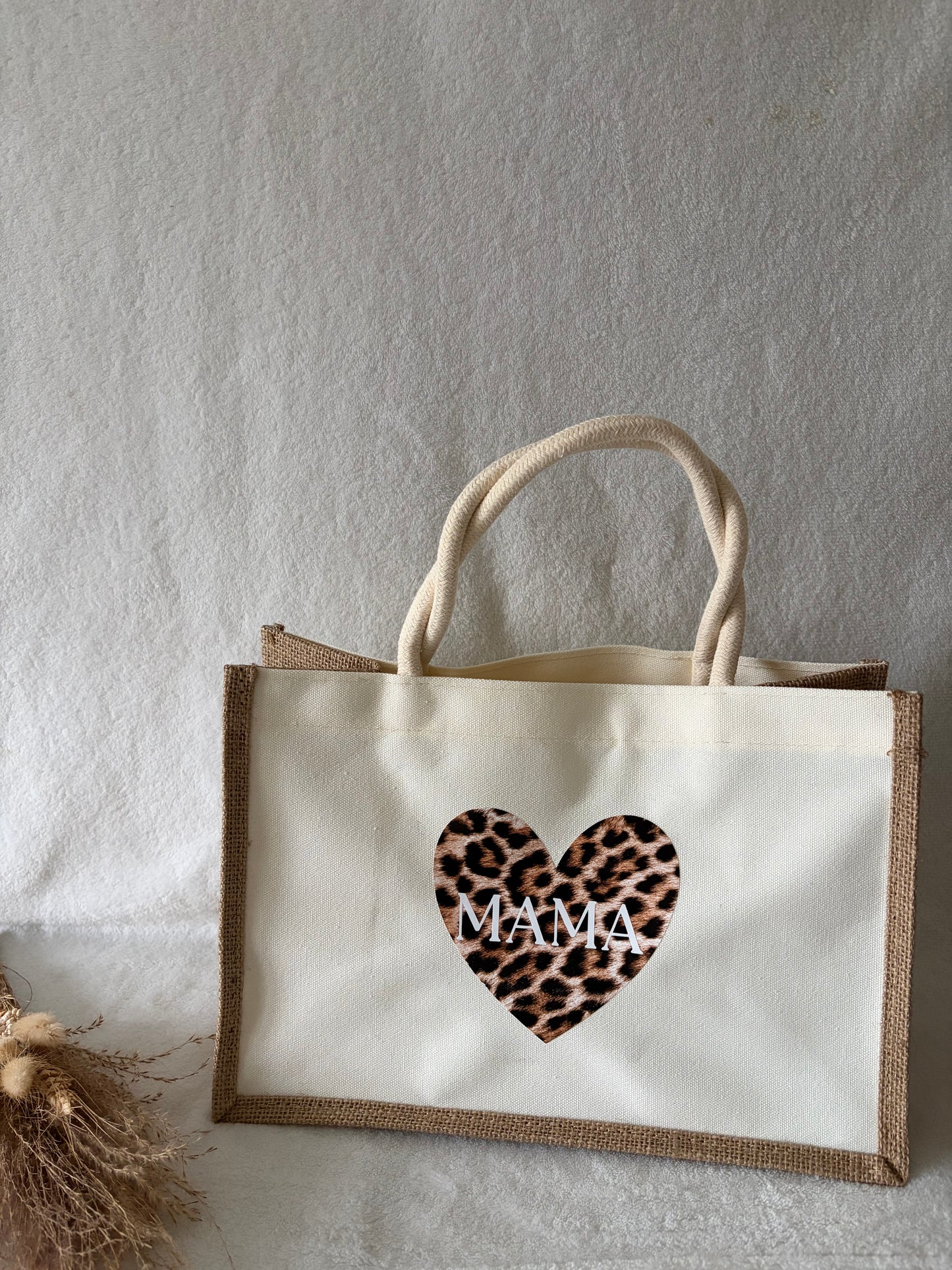 Sac en toile de jute « MAMA » – Cœur léopard