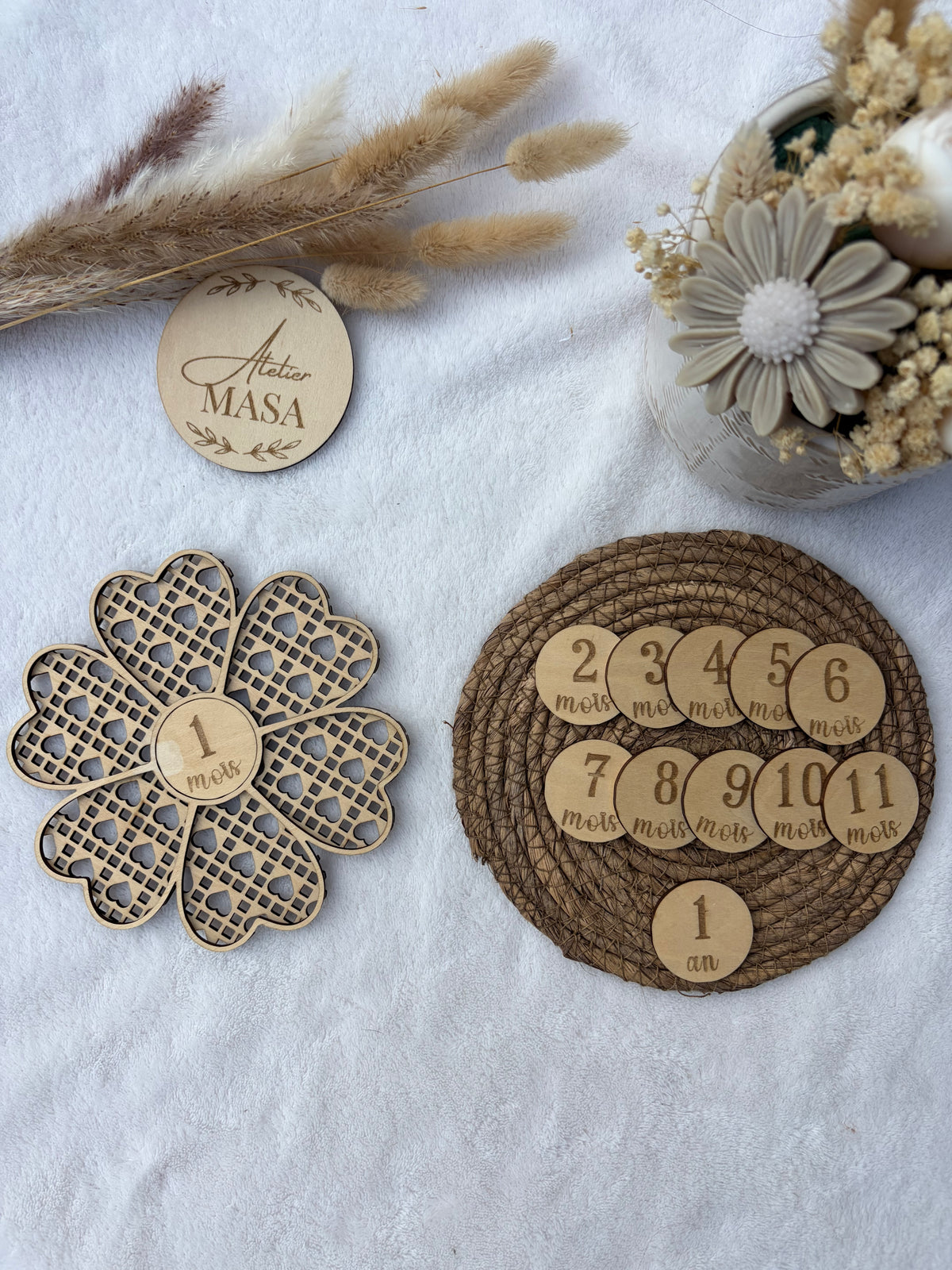 Fleur des mois en cannage – Souvenir de la première année