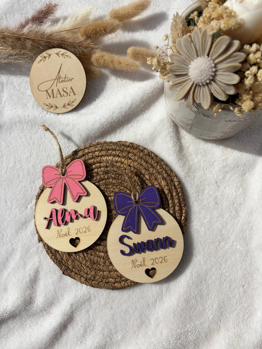 Boule de Noël bois nœud personnalisée - Décoration sapin prénom