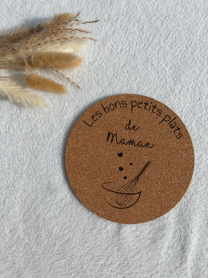 Dessous de plat liège gravé personnalisé – Cadeau maman mamie cuisine