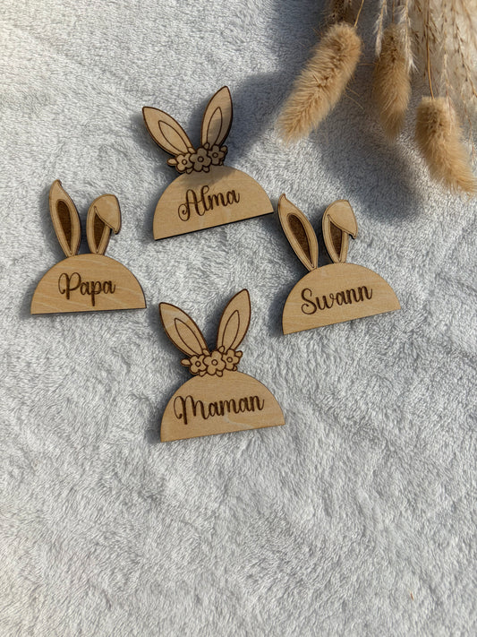 Marque-place Pâques bois gravé personnalisé – Lapin prénom